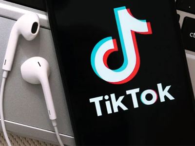 TikTok bị cáo buộc đề xuất nội dung khiêu dâm cho trẻ 13 tuổi