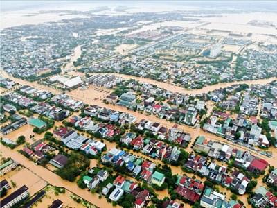 24 người chết và mất tích do mưa lũ ở miền Trung