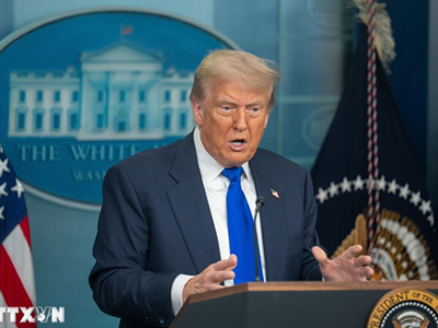 Chính phủ Mỹ chính thức mở cửa trở lại sau 43 ngày 