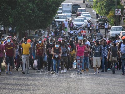 Chính quyền Mỹ xem xét hủy bỏ hàng nghìn hồ sơ xin tị nạn