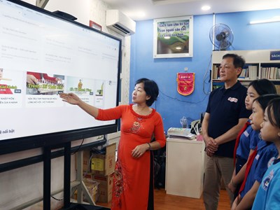 Học sinh trải nghiệm tri thức với dự án Thư viện số