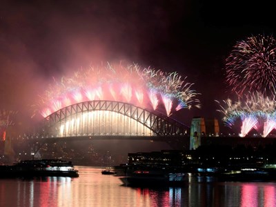 Sắc màu văn hóa năm mới trên khắp thế giới