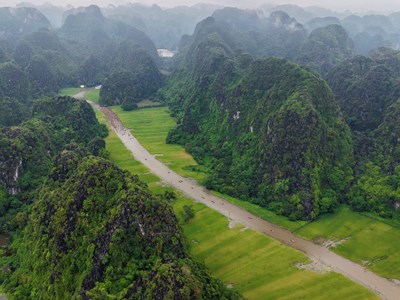Ninh Bình: Đánh thức “di sản động” từ những dòng sông cổ