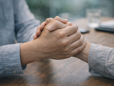 “Xin lỗi” vì phép lịch sự hay vì thực sự nhận lỗi?