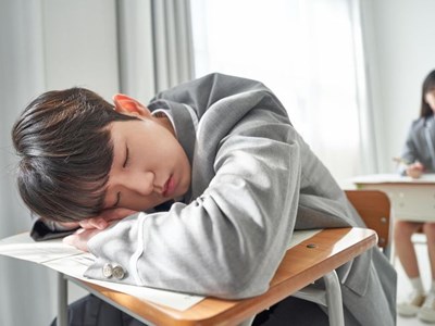 Gần 50% học sinh trung học Hàn Quốc ngủ chưa đủ 6 tiếng mỗi ngày
