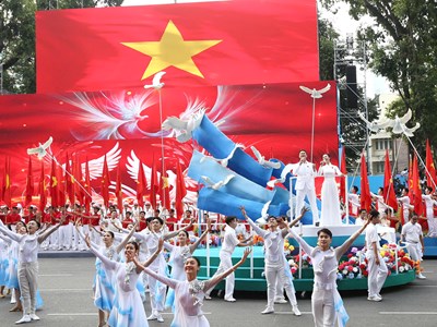  Nền tảng tinh thần và động lực phát triển bền vững