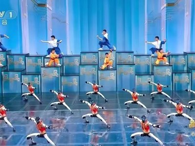 Robot hình người “chiếm sóng” Gala Tết, phô diễn bước tiến công nghệ của Trung Quốc