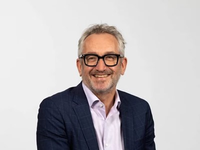 Nhà báo kỳ cựu châu Âu bị đình chỉ công tác vì sử dụng trích dẫn do AI tạo ra