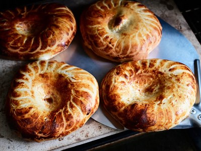 Bánh mì và những câu chuyện về bản sắc Uzbekistan
