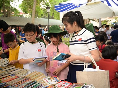 “Nam châm” hút bạn đọc đến với thư viện