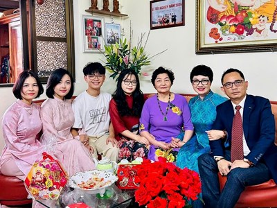 Bài 1 - Gia đình trước thách thức của kỷ nguyên số