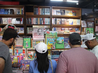  Vì sao sức mua giảm, doanh thu tăng ở Đường sách TP.HCM?