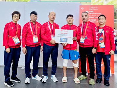 Những bài học từ đấu trường khu vực