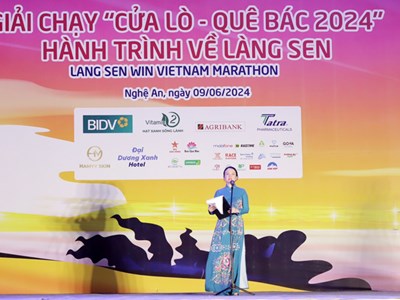 Khai mạc giải chạy marathon Hành trình về Làng Sen 2024