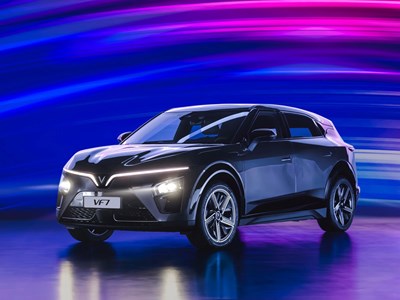 VinFast VF 7 - Chất xe sang hiệu năng cao