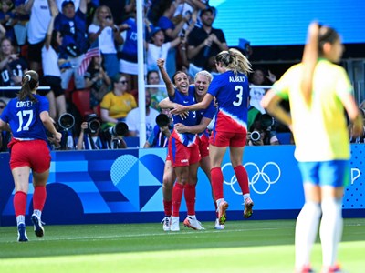 Đánh bại Brazil, Mỹ lần thứ năm đoạt HCV Olympic