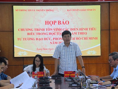 Lạng Sơn: Tôn vinh các điển hình tiêu biểu học tập và làm theo Bác