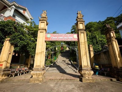 Vẻ đẹp cổ kính của ngôi chùa gần 1000 năm tuổi tại Hà Nam