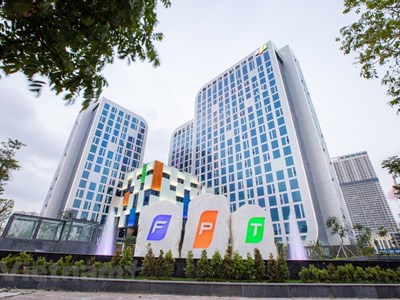 LPBank muốn mua 5% vốn FPT, giá trị ước tính gần 10.000 tỉ đồng