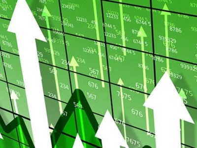 VN-Index duy trì sắc xanh, hướng về 1.300 điểm