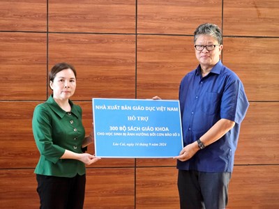 Nhà xuất bản Giáo dục in thêm 10 triệu bản SGK cho học sinh vùng lũ