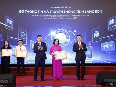 Lạng Sơn được tôn vinh trong hoạt động thông tin cơ sở