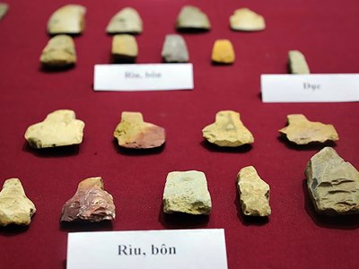 Công bố bảo vật quốc gia “Sưu tập mũi khoan đá Thác Hai”