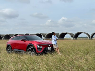 Nhiếp ảnh gia Ngô Nhật Hoàng: “Say nắng” với VinFast VF 7, vừa nhìn đã muốn sở hữu ngay