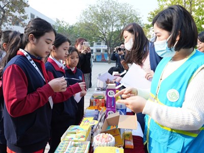 URENCO tổ chức ngày hội “Đổi chất thải tái chế lấy quà tặng” cùng học sinh