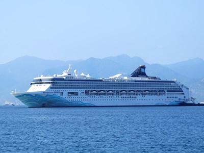 Cảng Quốc tế Cam Ranh đón tàu khách Quốc tế đầu xuân Ất Tỵ 2025