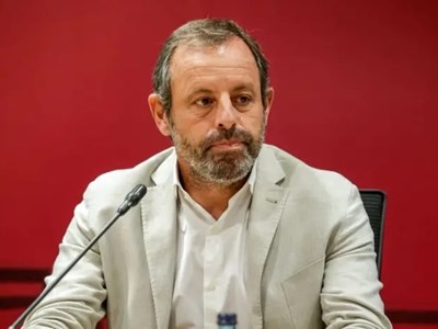 Cựu Chủ tịch Barca thoát án rửa tiền, được bồi thường sau 645 ngày sau song sắt