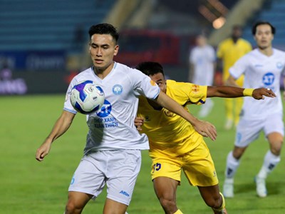 Nhận định trận đấu Quảng Nam vs Nam Định, 17h00 ngày 15.6: Một điểm sống còn, ba điểm đăng quang