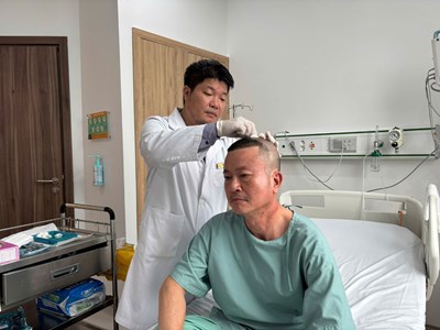 Du khách được mổ u não kịp thời ngay trong kỳ nghỉ tại Phú Quốc