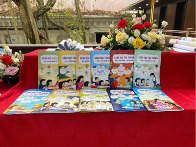 Ra mắt bộ sách “Giáo dục tài chính” cho học sinh từ lớp 1 đến lớp 12