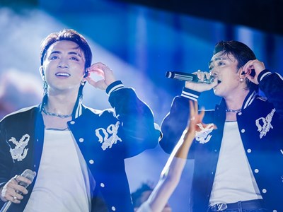 8Wonder: Moments of Wonder: Khi âm nhạc viết nên tinh thần Việt Nam hùng cường và khát vọng vươn xa