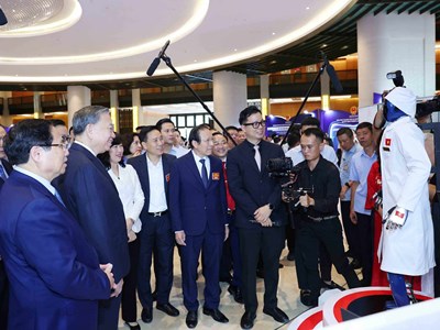 Vinmec gây ấn tượng với robot y tế “Make in Vietnam” và công nghệ 3D đột phá