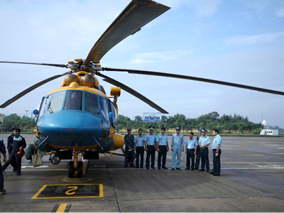 Đảm bảo an toàn cho các chuyến bay cứu trợ người dân ở vùng lũ