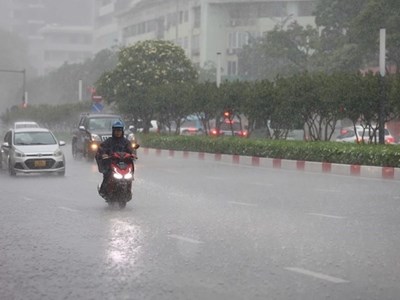 Dự báo thời tiết 19.10: Ảnh hưởng không khí lạnh, Trung Bộ mưa rất to