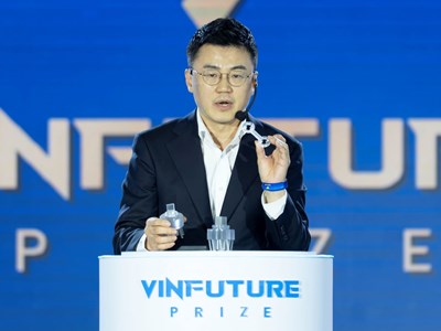 Bốn công nghệ “chạm tới tương lai” làm nóng Tuần lễ VinFuture 2025