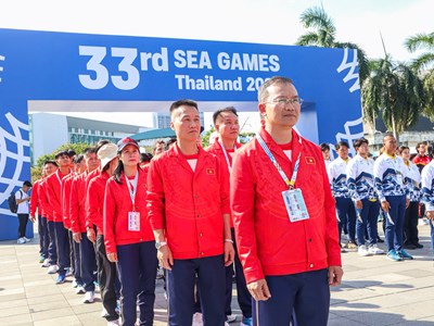 Xúc động khoảnh khắc Quốc thiều Việt Nam vang lên tại Lễ Thượng cờ SEA Games 33
