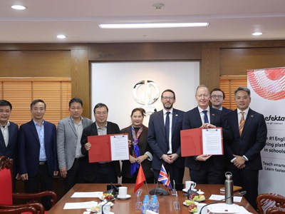 Nhà xuất bản Giáo dục Việt Nam kí Biên bản ghi nhớ hợp tác trong lĩnh vực dạy và học tiếng Anh với Tập đoàn Efekta Education (Vương quốc Anh)