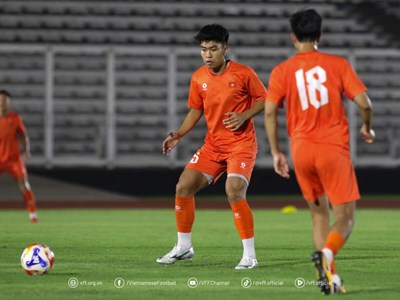 Trung vệ Lý Đức tạm rời CAHN, gia nhập PVF-CAND