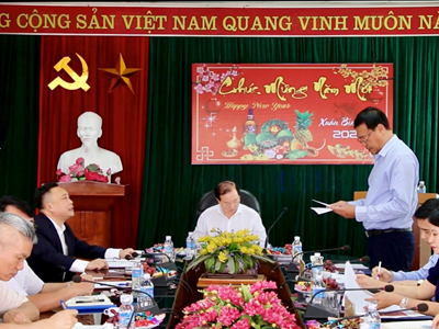 Thứ trưởng Tạ Quang Đông làm việc về công tác đào tạo vùng dân tộc thiểu số