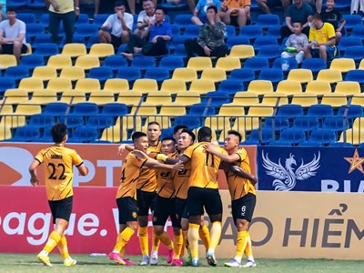 Highlight Thanh Hoá vs CA TP.HCM: Cơn mưa bàn thắng