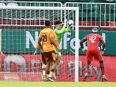 Highlight HAGL vs Hải Phòng: Đình Triệu và Trung Kiên hóa “người nhện“