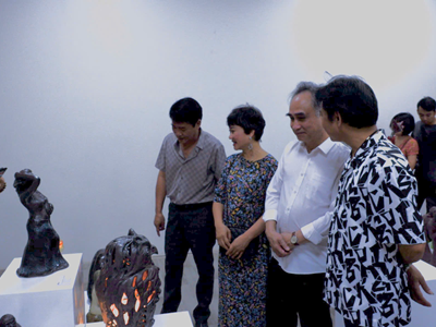 Triển lãm “Ngôn ngữ của đất”: Lắng nghe đất kể chuyện ở làng gốm