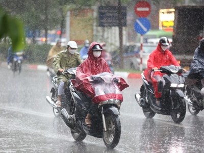 Thời tiết hôm nay 7.5: Không khí lạnh gây mưa lớn ở Bắc Bộ