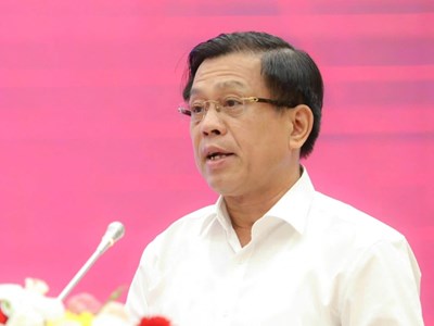 Cựu Thứ trưởng Nguyễn Bá Hoan bị cáo buộc nhận hơn 16 tỉ đồng từ doanh nghiệp xuất khẩu lao động