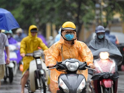 Thời tiết hôm nay 17.5: Bắc Bộ tiếp tục mưa rào và dông