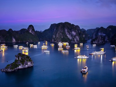 Vịnh Hạ Long biểu tượng du lịch hàng đầu của Việt Nam trên bản đồ du lịch thế giới